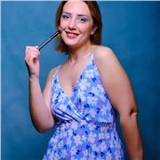 Insegnante di make up e self make up
Diplomata all'accademia Mud di Milano, frequentata anche da Clio MakeUp